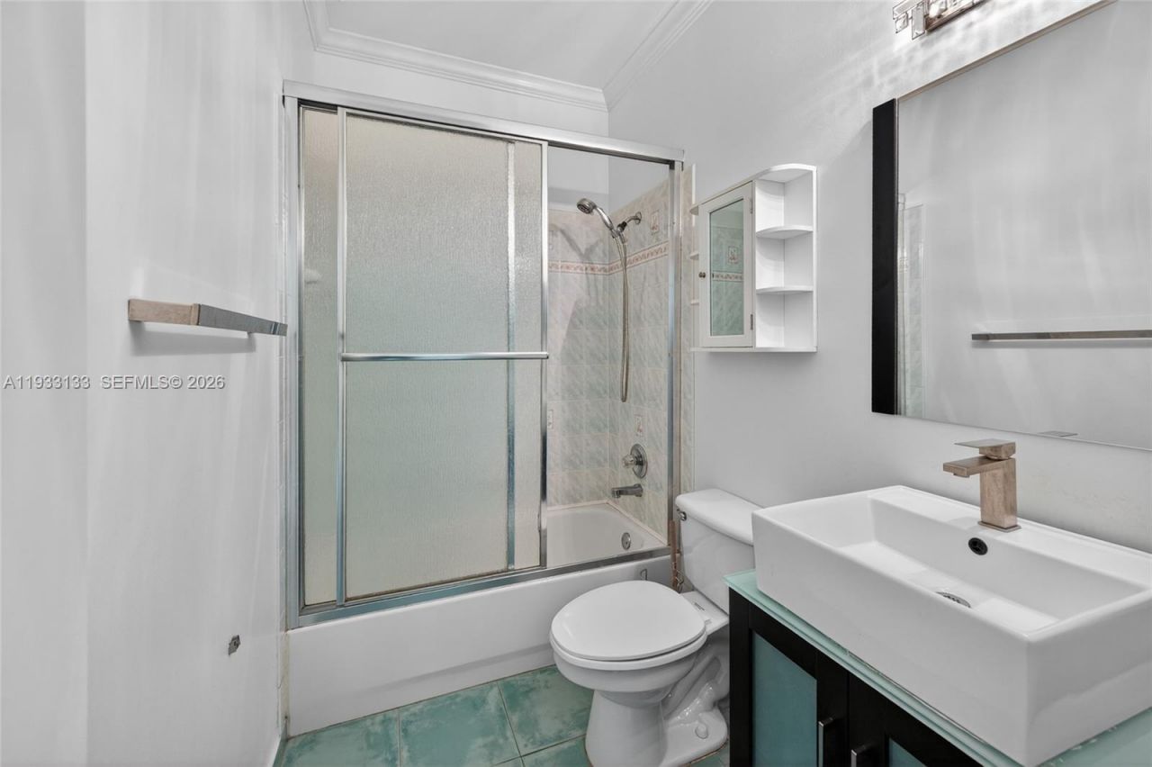 1162 Fairfield Meadows Dr, Weston, FL 33327 Photo