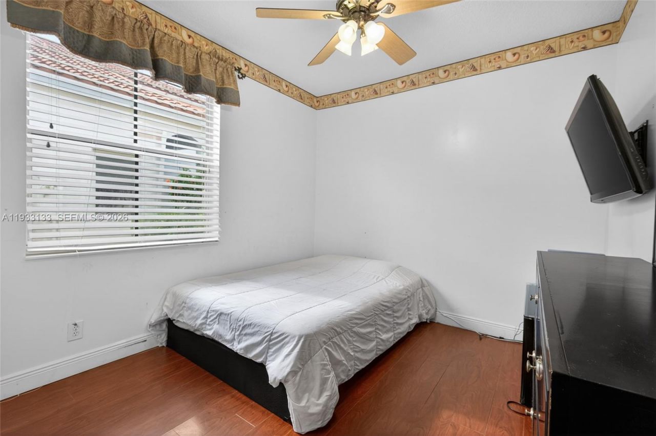 1162 Fairfield Meadows Dr, Weston, FL 33327 Photo