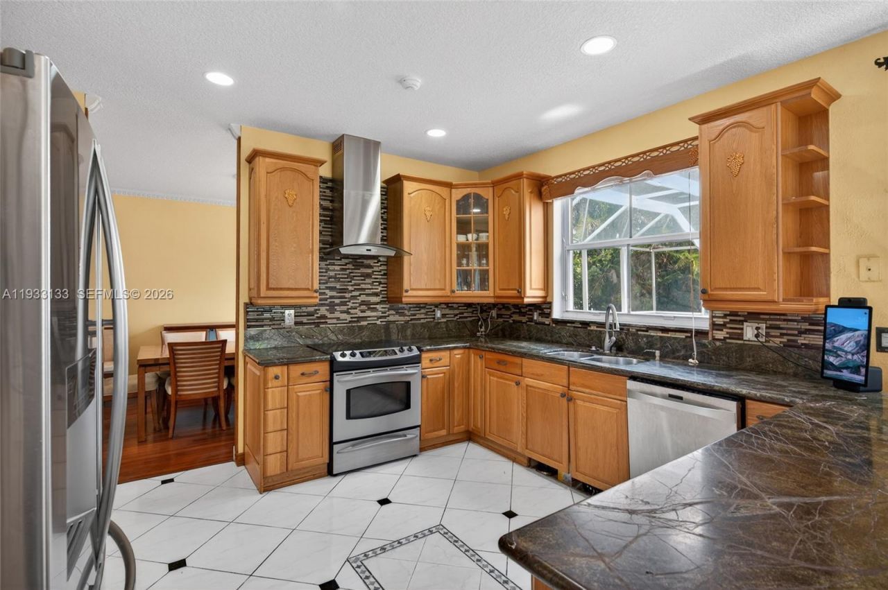 1162 Fairfield Meadows Dr, Weston, FL 33327 Photo