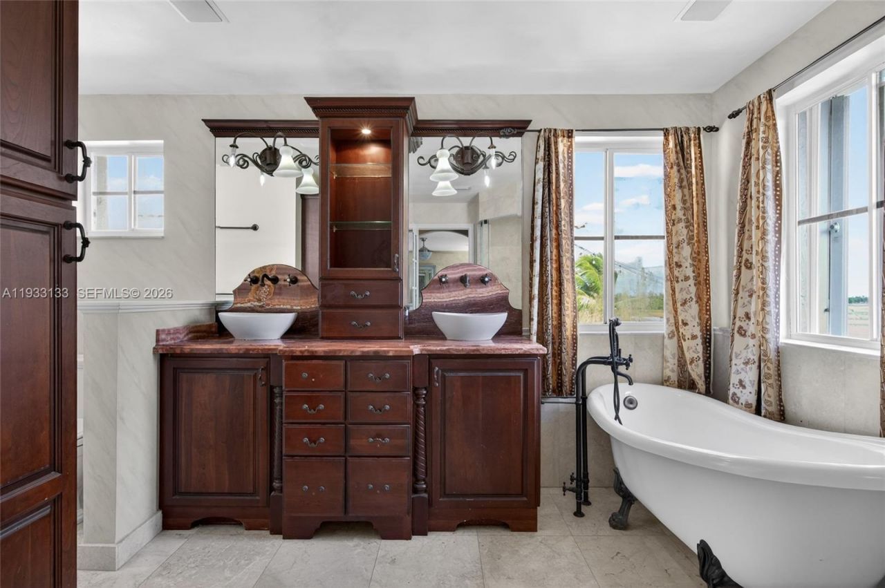 1162 Fairfield Meadows Dr, Weston, FL 33327 Photo