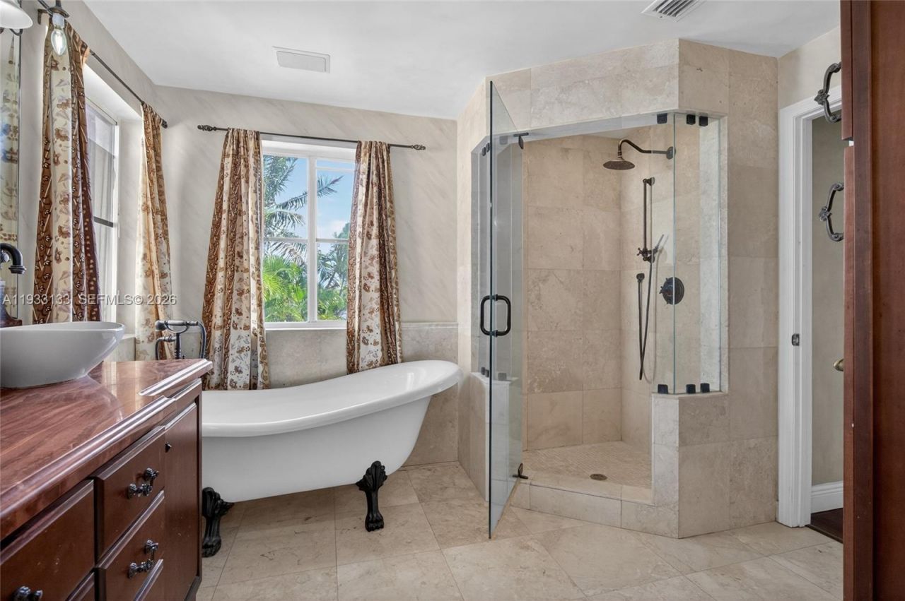 1162 Fairfield Meadows Dr, Weston, FL 33327 Photo