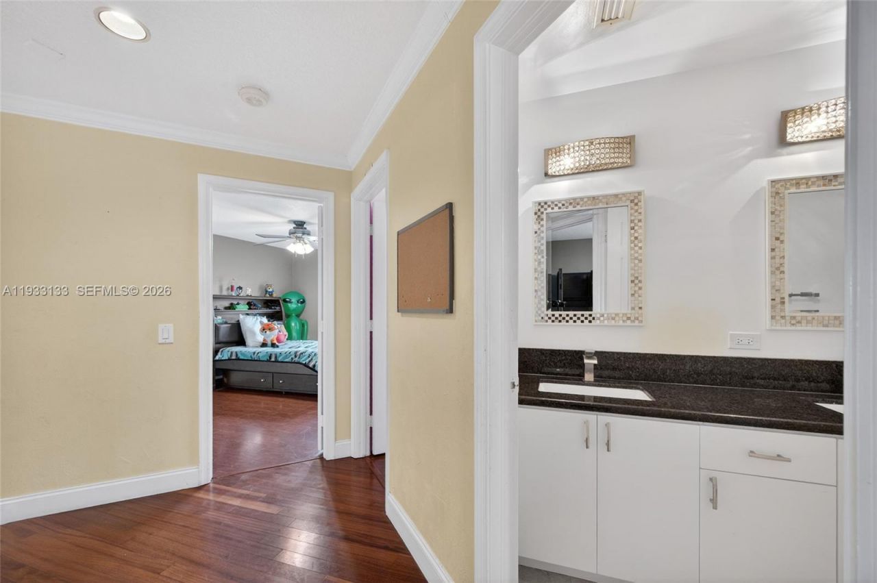 1162 Fairfield Meadows Dr, Weston, FL 33327 Photo