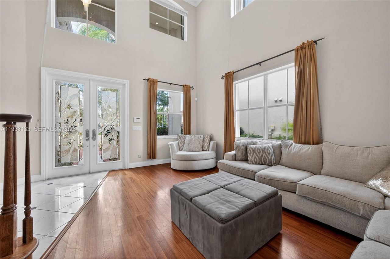 1162 Fairfield Meadows Dr, Weston, FL 33327 Photo