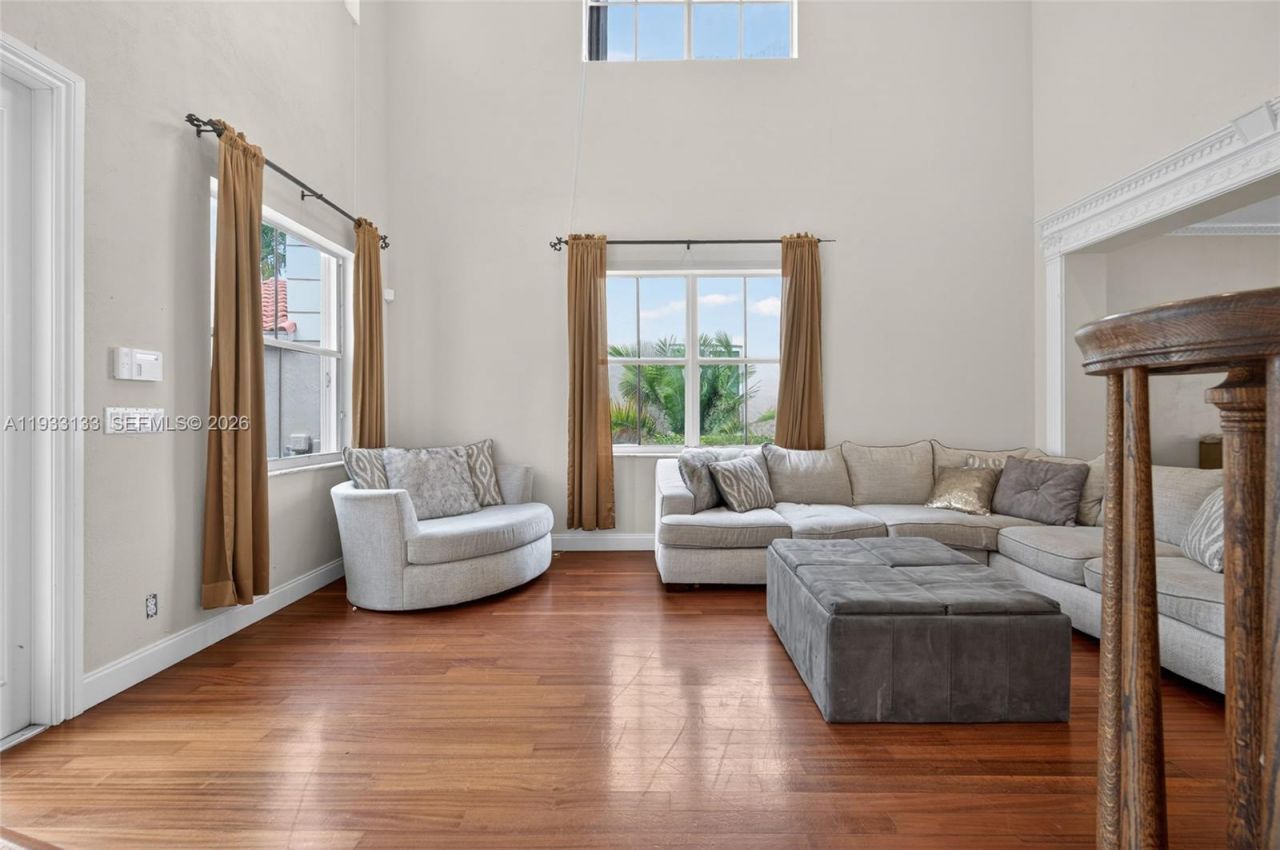 1162 Fairfield Meadows Dr, Weston, FL 33327 Photo