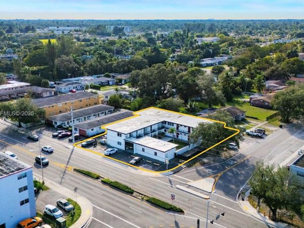 14280 NE 6th Ave , North Miami, FL 33161