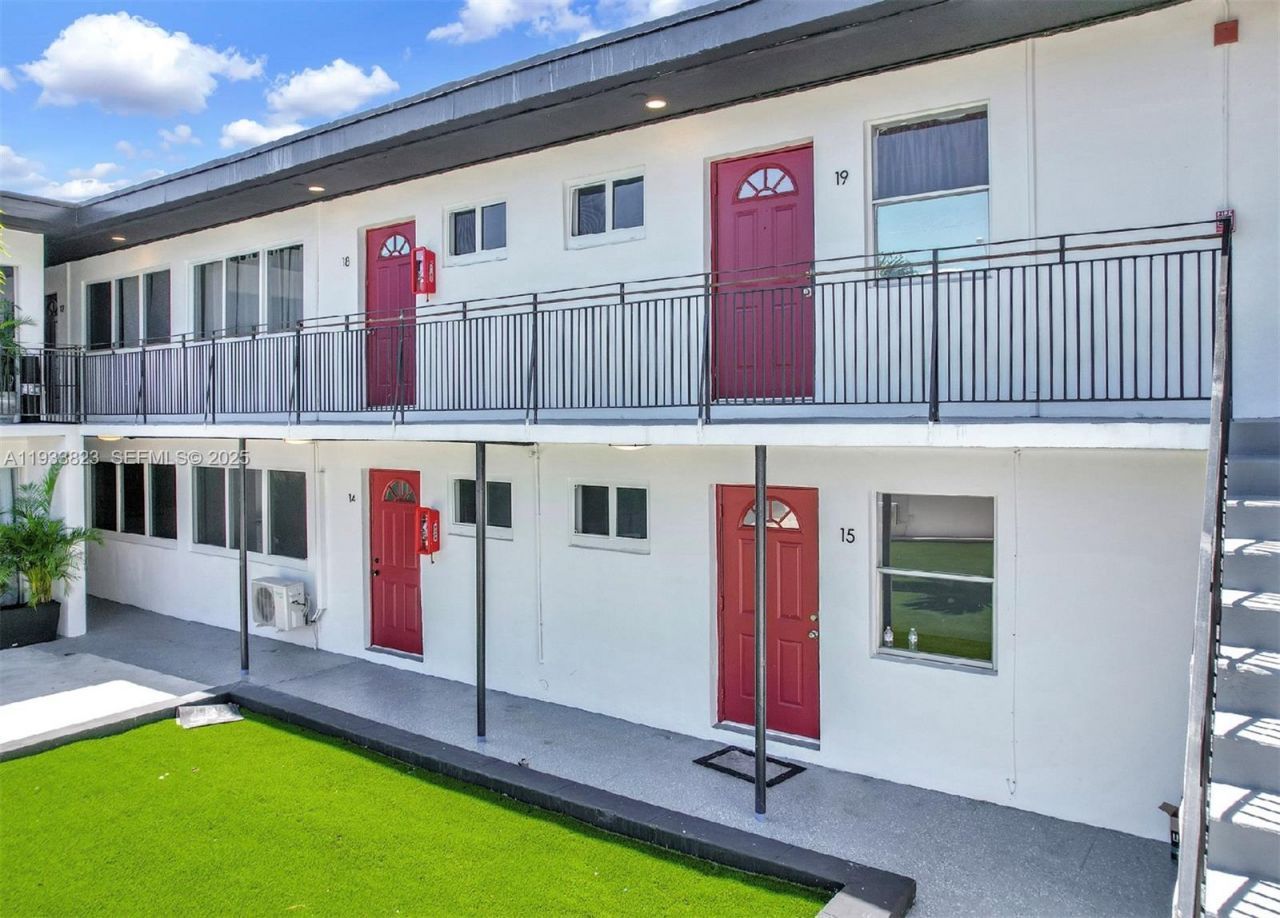 14280 NE 6th Ave , North Miami, FL 33161 Photo