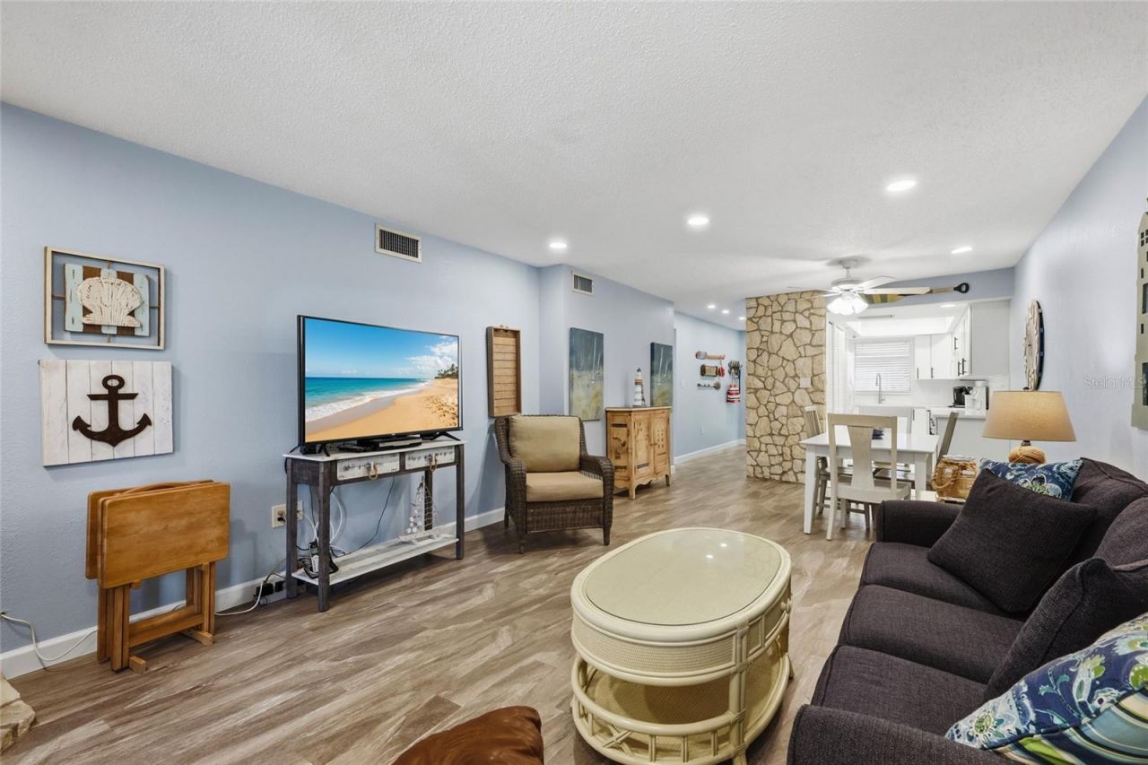 4307 Gulf Drive, Unit 109, Holmes Beach, FL 34217 Photo