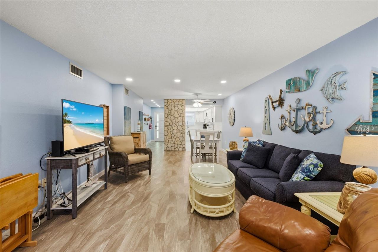 4307 Gulf Drive, Unit 109, Holmes Beach, FL 34217 Photo