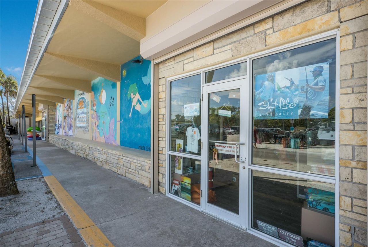 4307 Gulf Drive, Unit 109, Holmes Beach, FL 34217 Photo