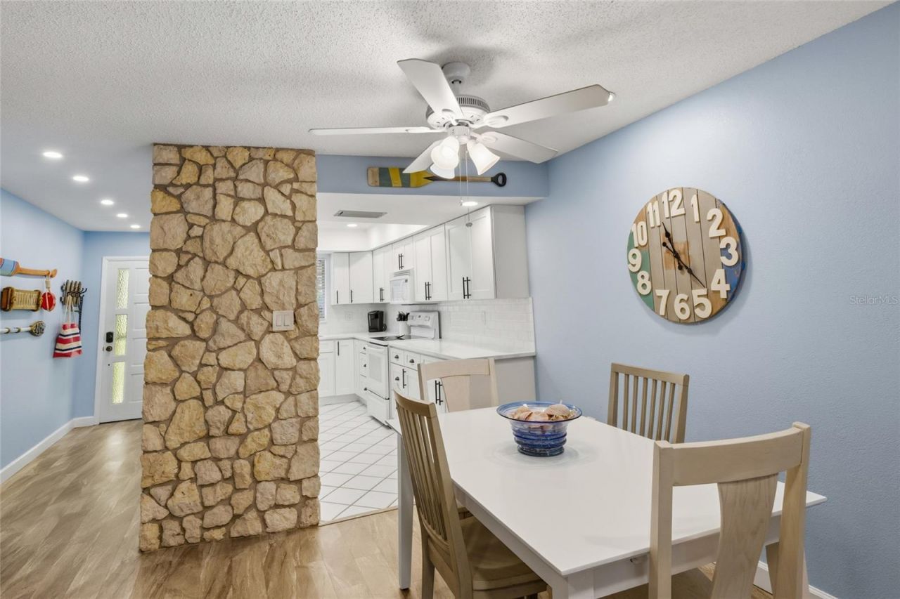 4307 Gulf Drive, Unit 109, Holmes Beach, FL 34217 Photo