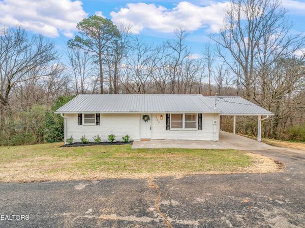 709 Foust Carney Rd, Powell, TN 37849