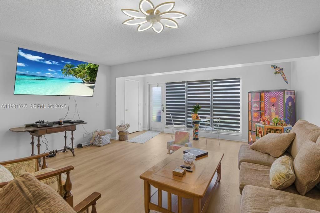 1541 NW 18th Ave, Unit 101, Delray Beach, FL 33445 Photo