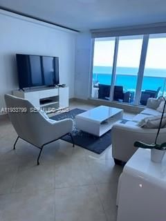 2301 Collins Ave, Unit 1025, Miami Beach, FL 33139 Photo