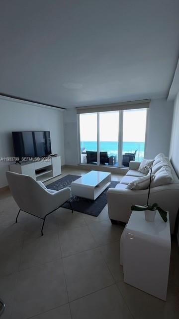2301 Collins Ave, Unit 1025, Miami Beach, FL 33139 Photo