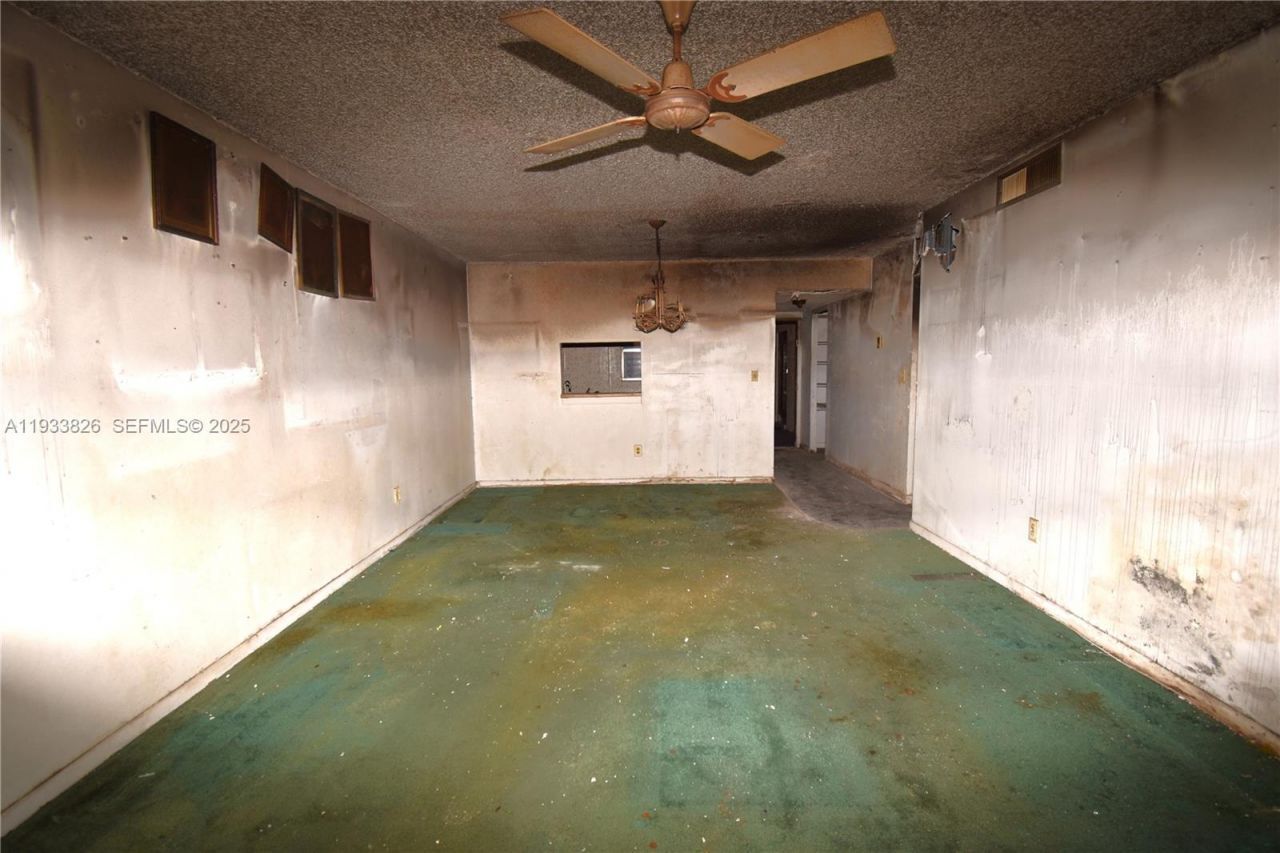 2840 Somerset Dr, Unit 110M, Lauderdale Lakes, FL 33311 Photo