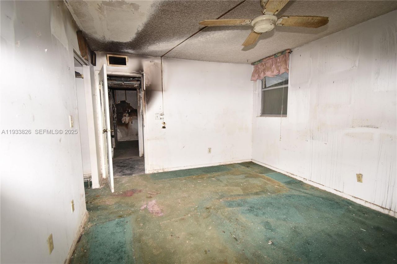 2840 Somerset Dr, Unit 110M, Lauderdale Lakes, FL 33311 Photo