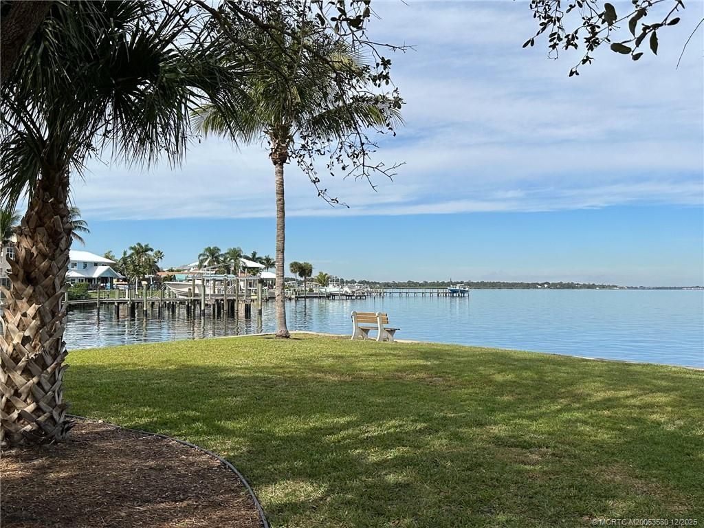 532 SW Marion Court, Palm City, FL 34990 Photo