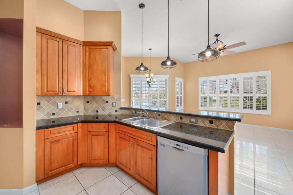 434 NW Shoreview Drive, Port Saint Lucie, FL 34986 Photo