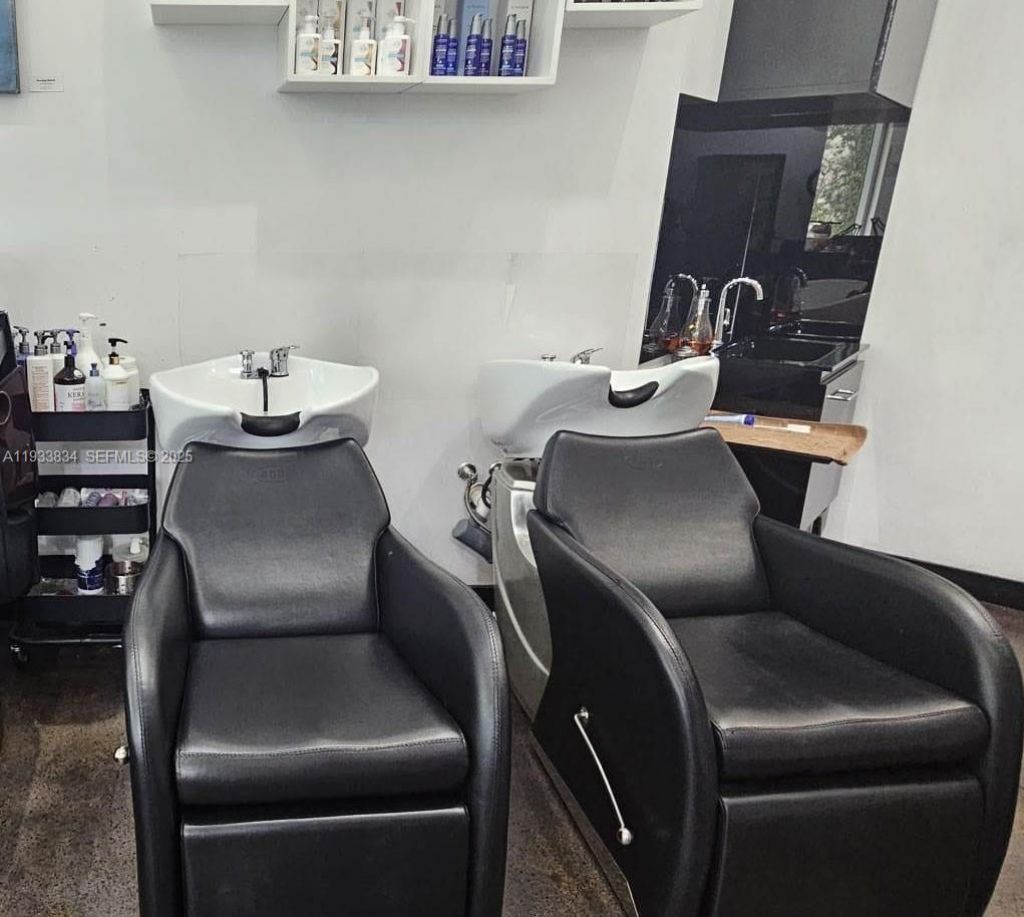 90 SW 3rd St , Miami, FL 33130 Photo