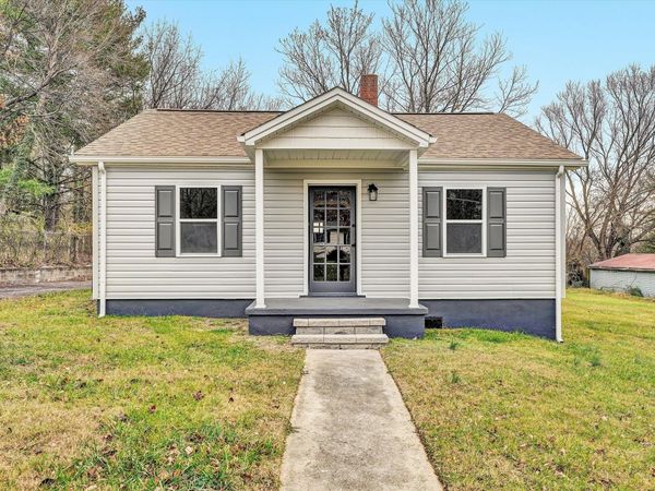 809 Ward ST, Roanoke, VA 24017