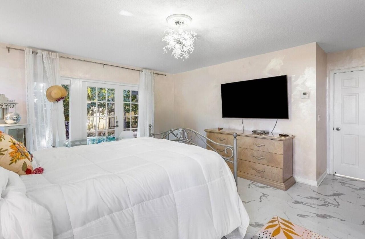 800 Lagoon Lane, Lantana, FL 33462 Photo