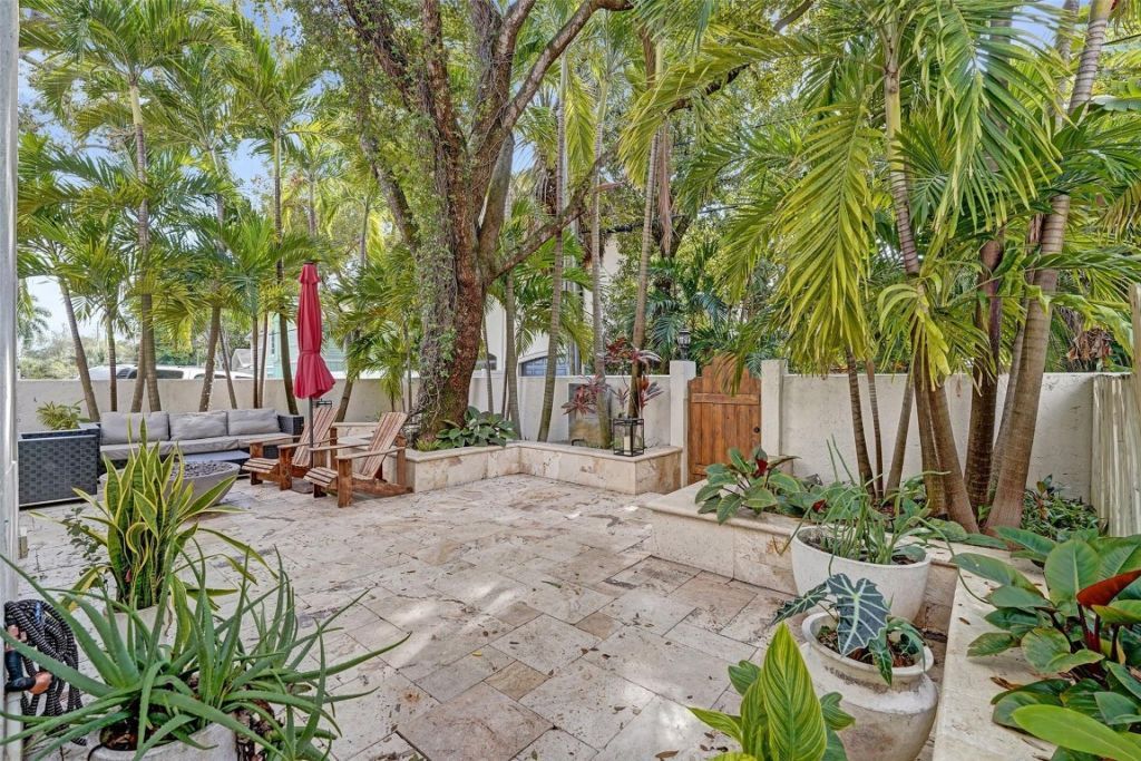 810 SE 2nd Street, Unit F, Fort Lauderdale, FL 33301 Photo