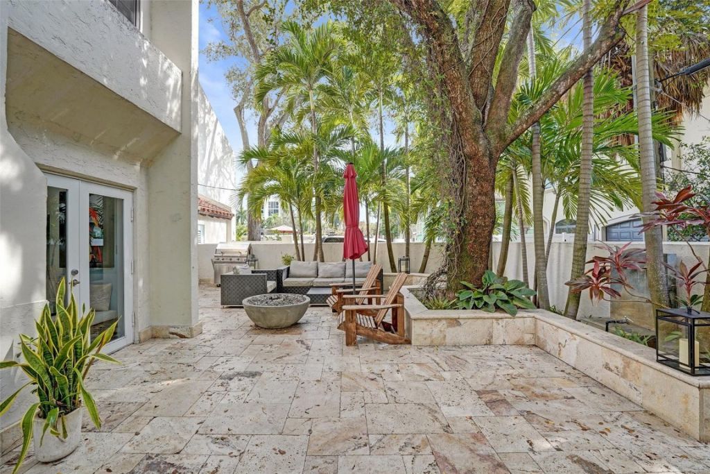 810 SE 2nd Street, Unit F, Fort Lauderdale, FL 33301 Photo