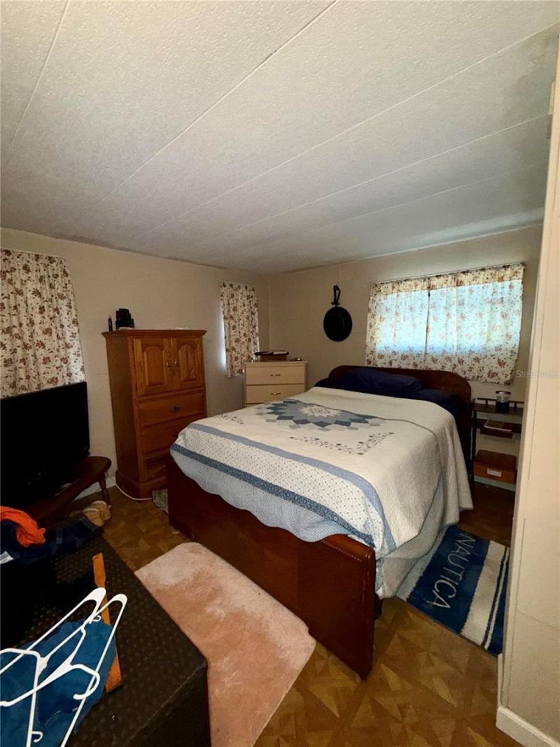 1370 County Drive, Tavares, FL 32778 Photo