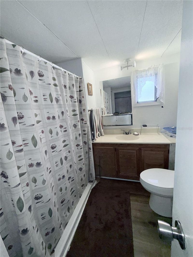 1370 County Drive, Tavares, FL 32778 Photo