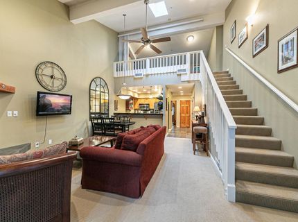 227 Olympic Valley Road, Olympic Valley, CA 96146 Photo