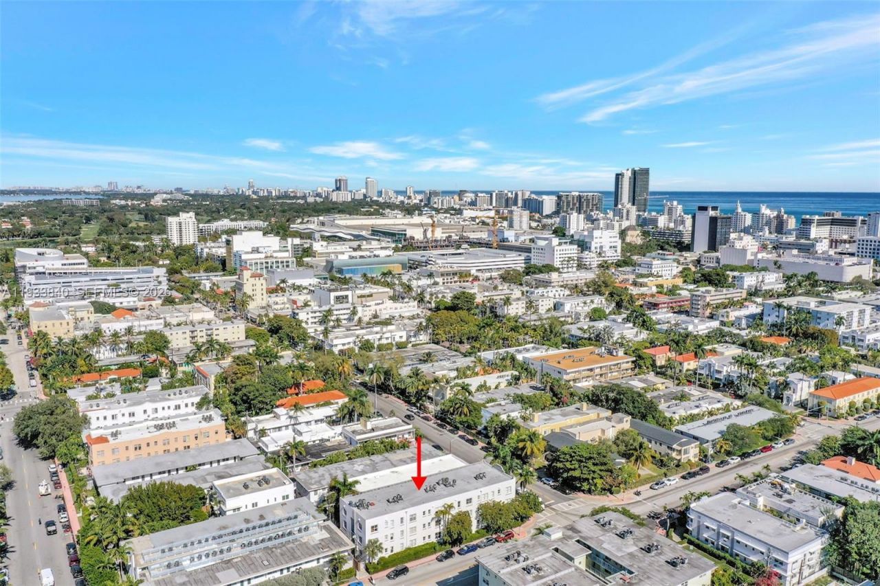 1471 SW 1st St , Miami, FL 33135 Photo