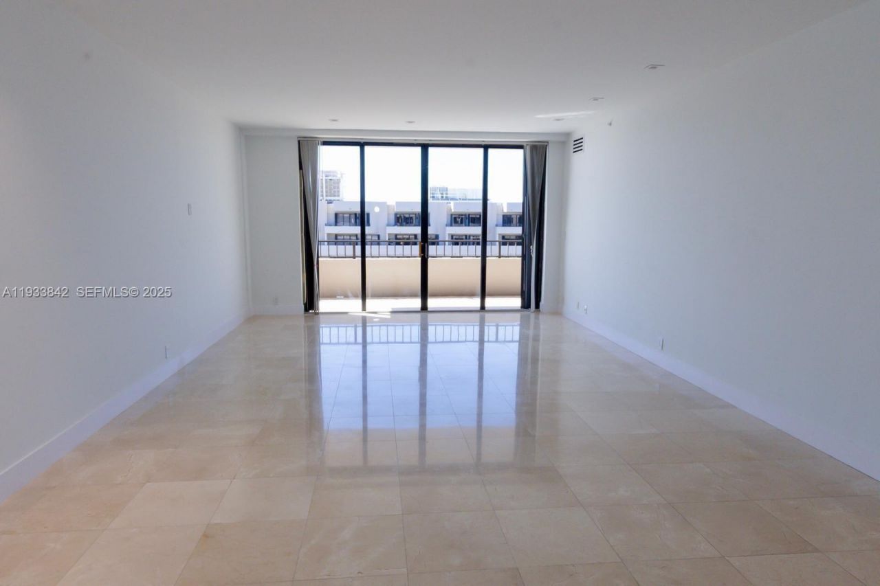 251 Crandon Blvd, Unit 1228, Key Biscayne, FL 33149 Photo