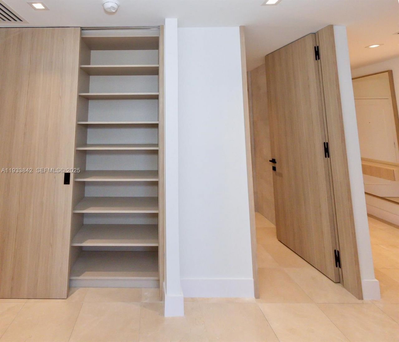 251 Crandon Blvd, Unit 1228, Key Biscayne, FL 33149 Photo