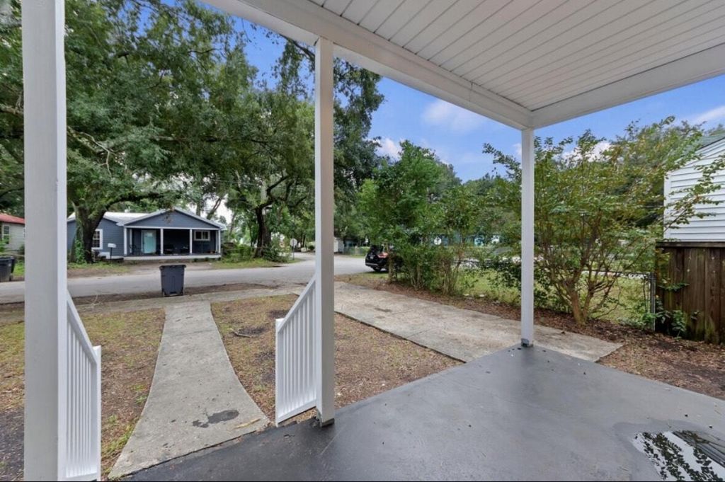 2116 Commander Road Photo 21