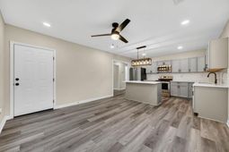 2116 Commander Road photo 4