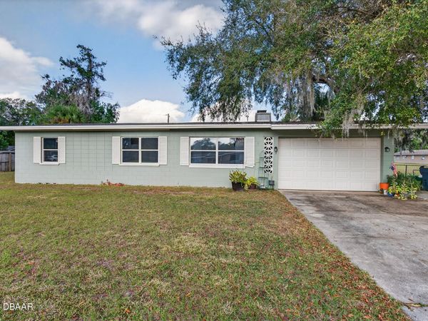 7 Jeanette Drive, DeLand, FL 32720