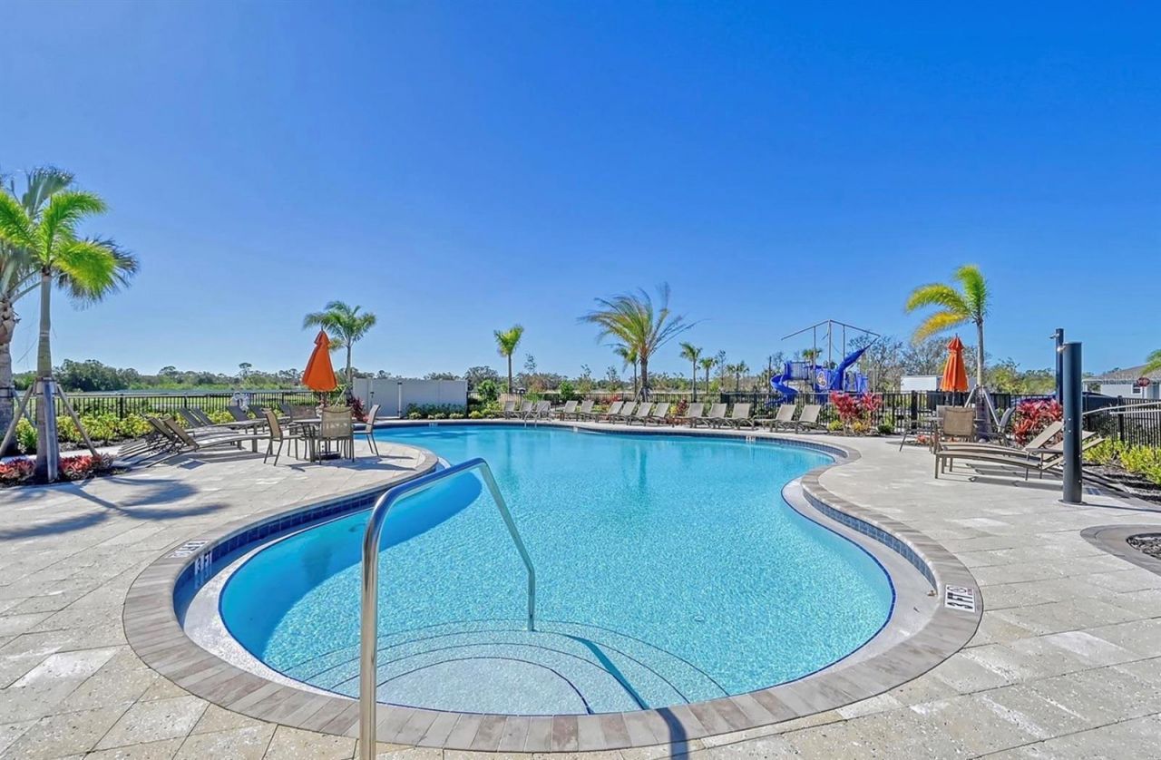 621 157th Court E, Bradenton, FL 34212 Photo