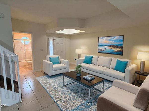 10150 SW 88th St, Unit 106, Miami, FL 33176