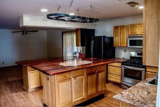 120 E Colpat Street Photo 6