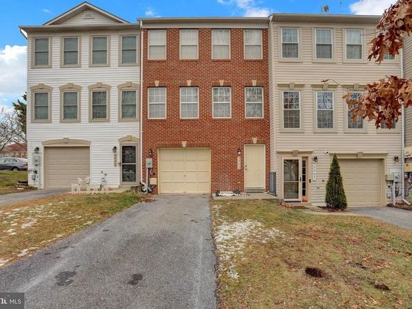 3902 COTTON TREE LANE, BURTONSVILLE, MD 20866