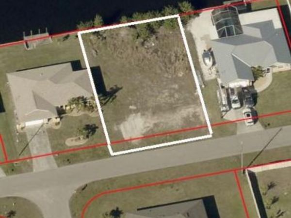 123 SW 35th TER, CAPE CORAL, FL 33914