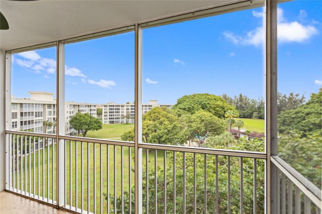 3000 S Course Drive, Unit 607, Pompano Beach, FL 33069 Photo