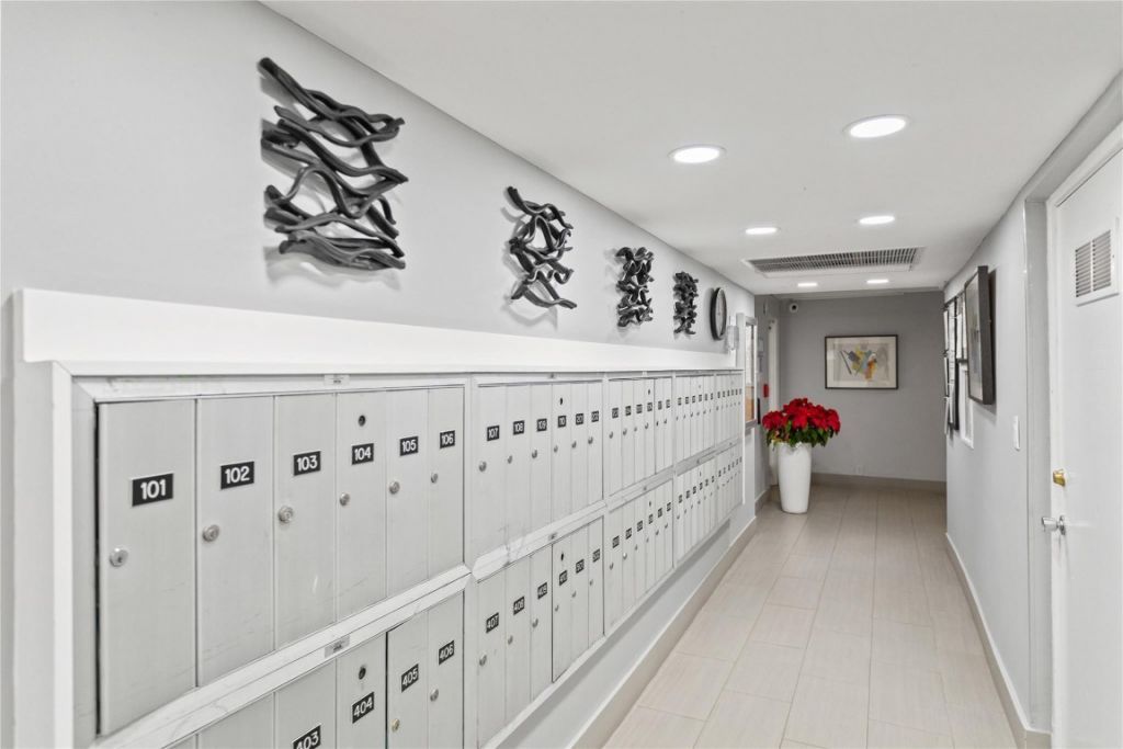 3000 S Course Drive, Unit 607, Pompano Beach, FL 33069 Photo