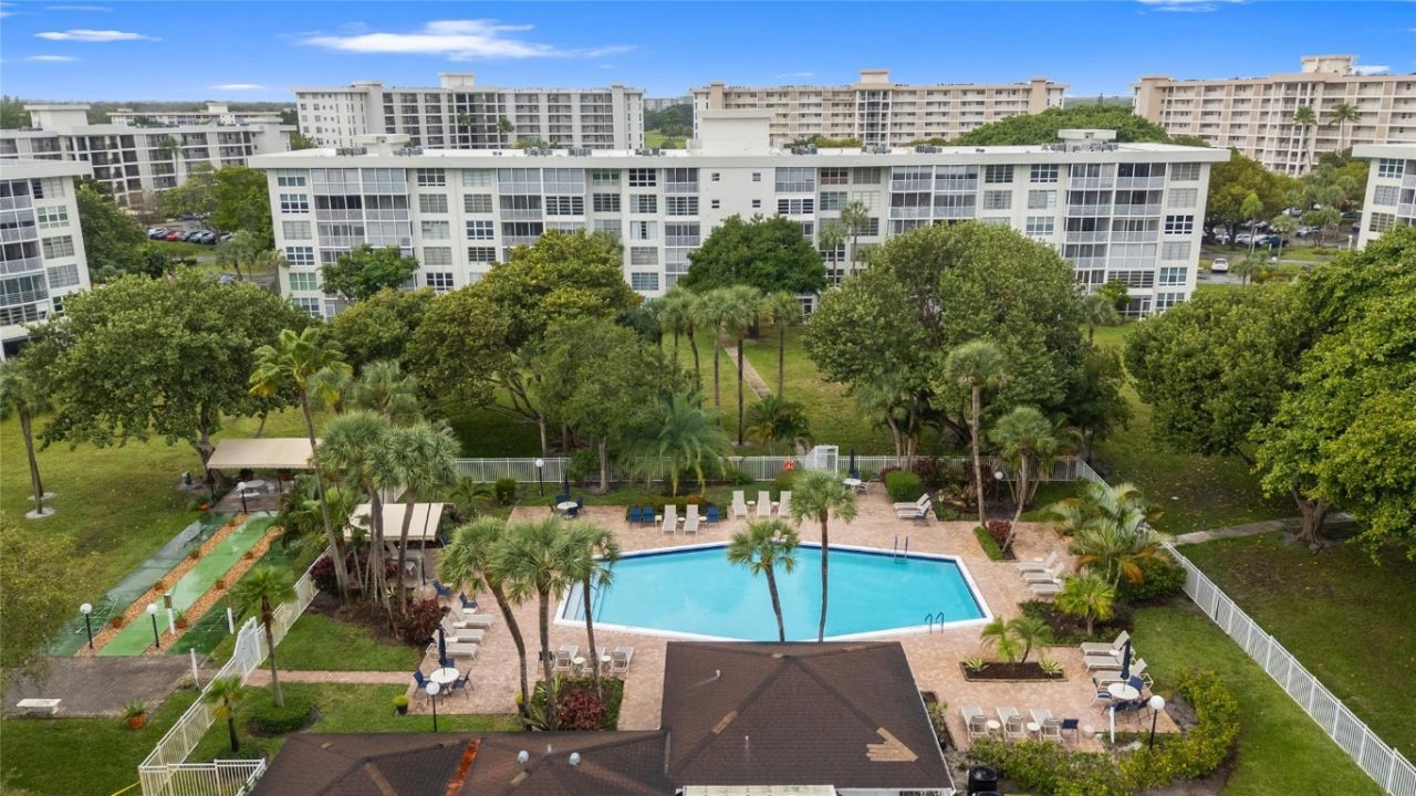 3000 S Course Drive, Unit 607, Pompano Beach, FL 33069 Photo