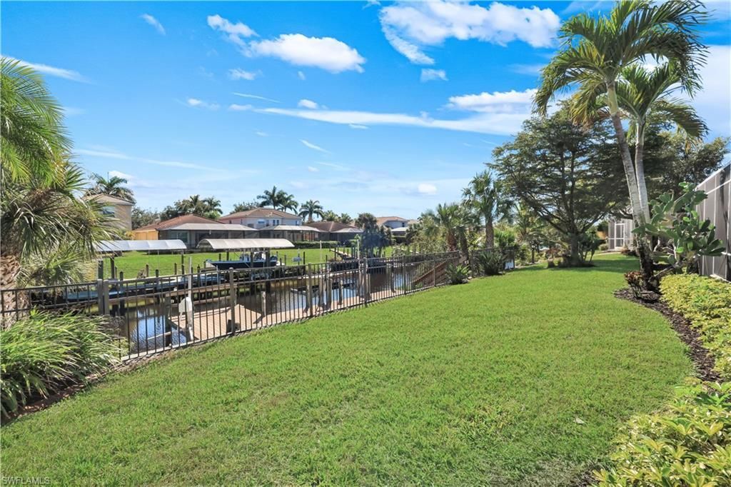 9214 Palm Island Cir, North Fort Myers, FL 33903 Photo