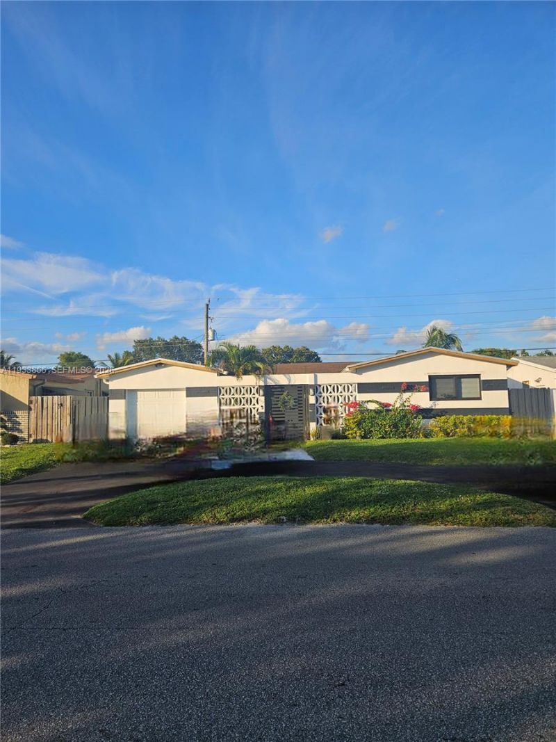 7817 Fairway, Miramar, FL 33023 Photo