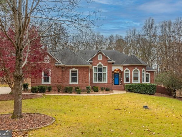 110 Lullwood Court, Fayetteville, GA 30215