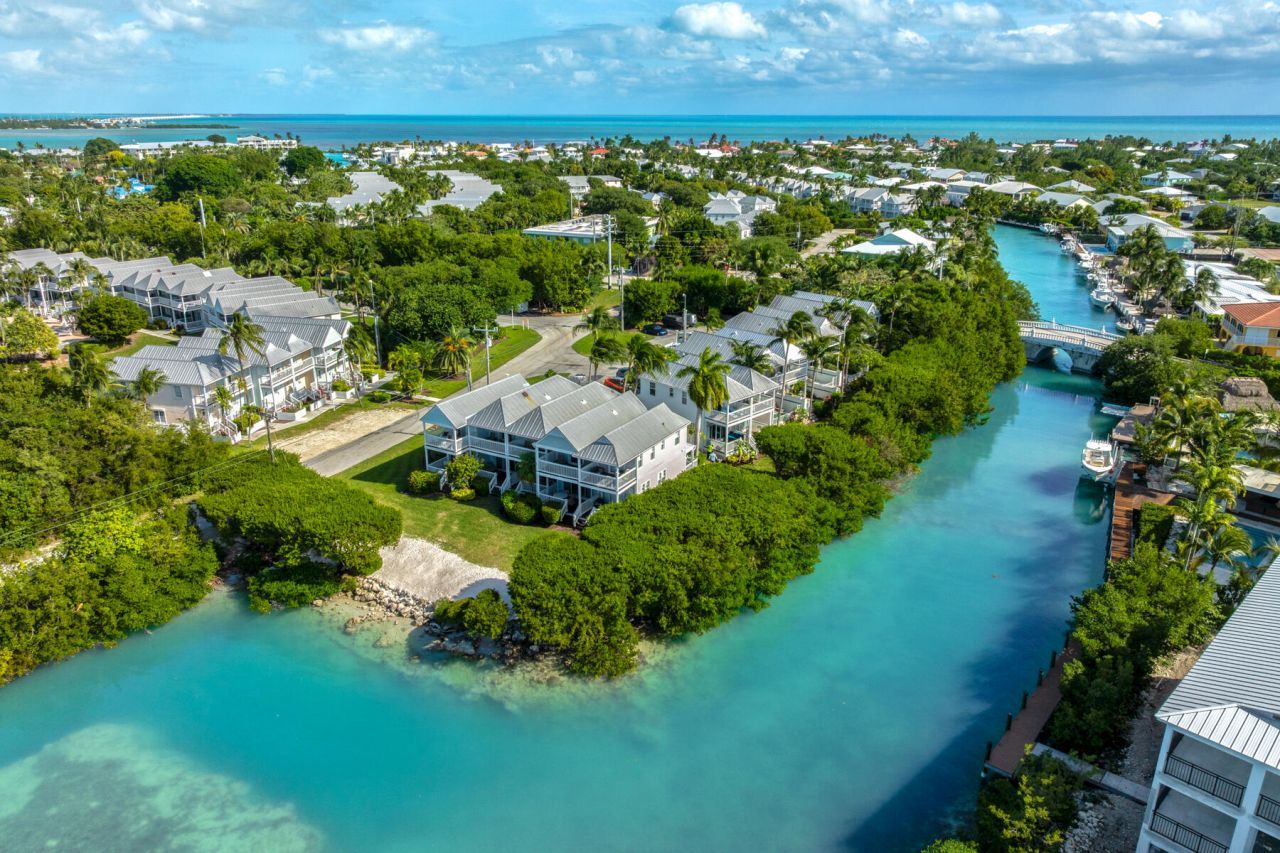 5110 Sunset Village Drive, Duck, FL 33050 Photo