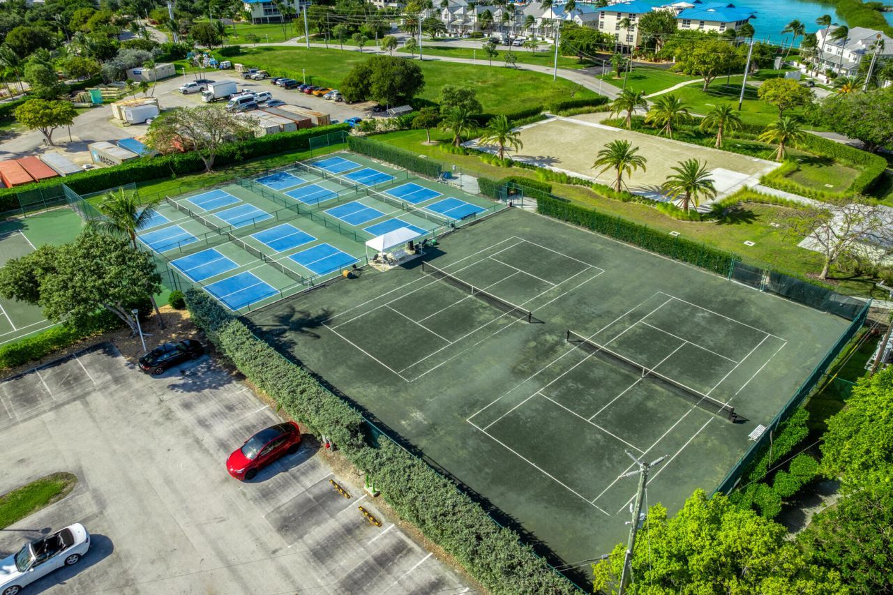 5110 Sunset Village Drive, Duck, FL 33050 Photo