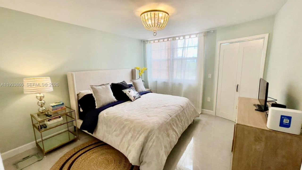 19901 E Country Club Dr, Unit 2403, Aventura, FL 33180 Photo